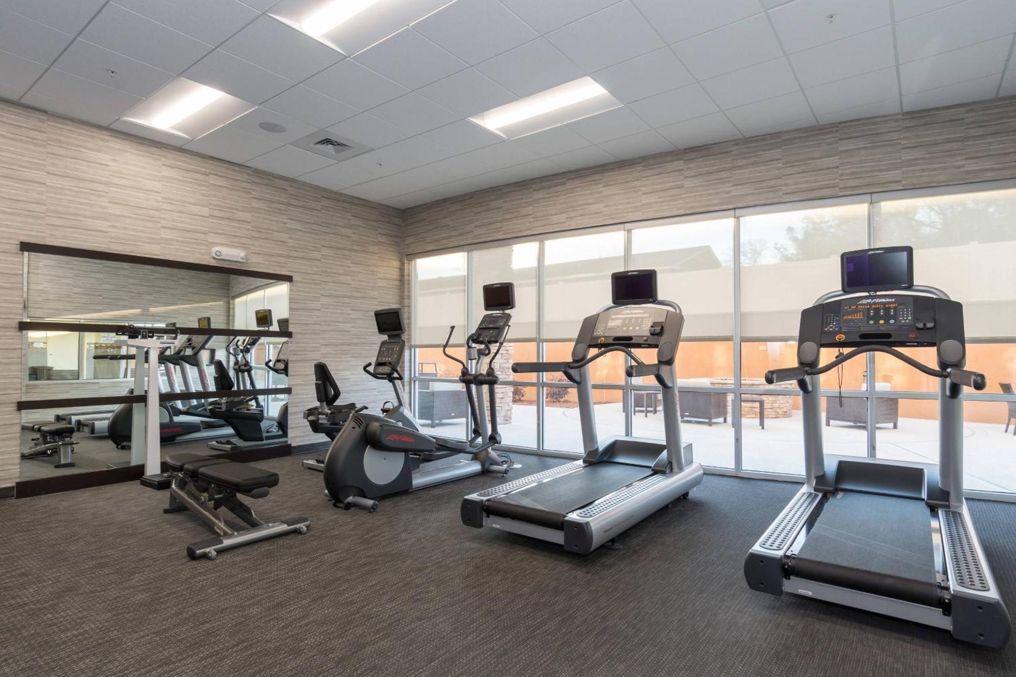 Courtyard By Marriott Fayetteville Fort Liberty - Spring Lake Dış mekan fotoğraf