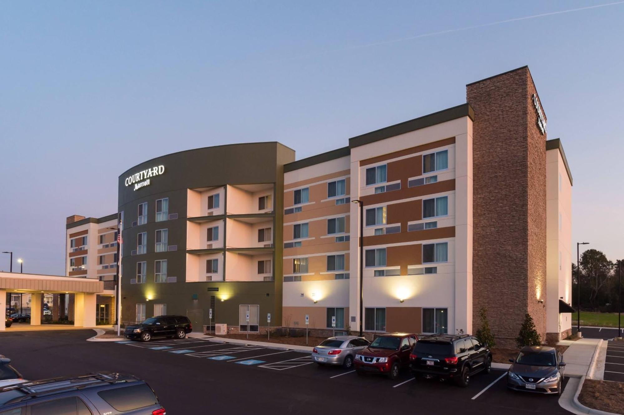 Courtyard By Marriott Fayetteville Fort Liberty - Spring Lake Dış mekan fotoğraf