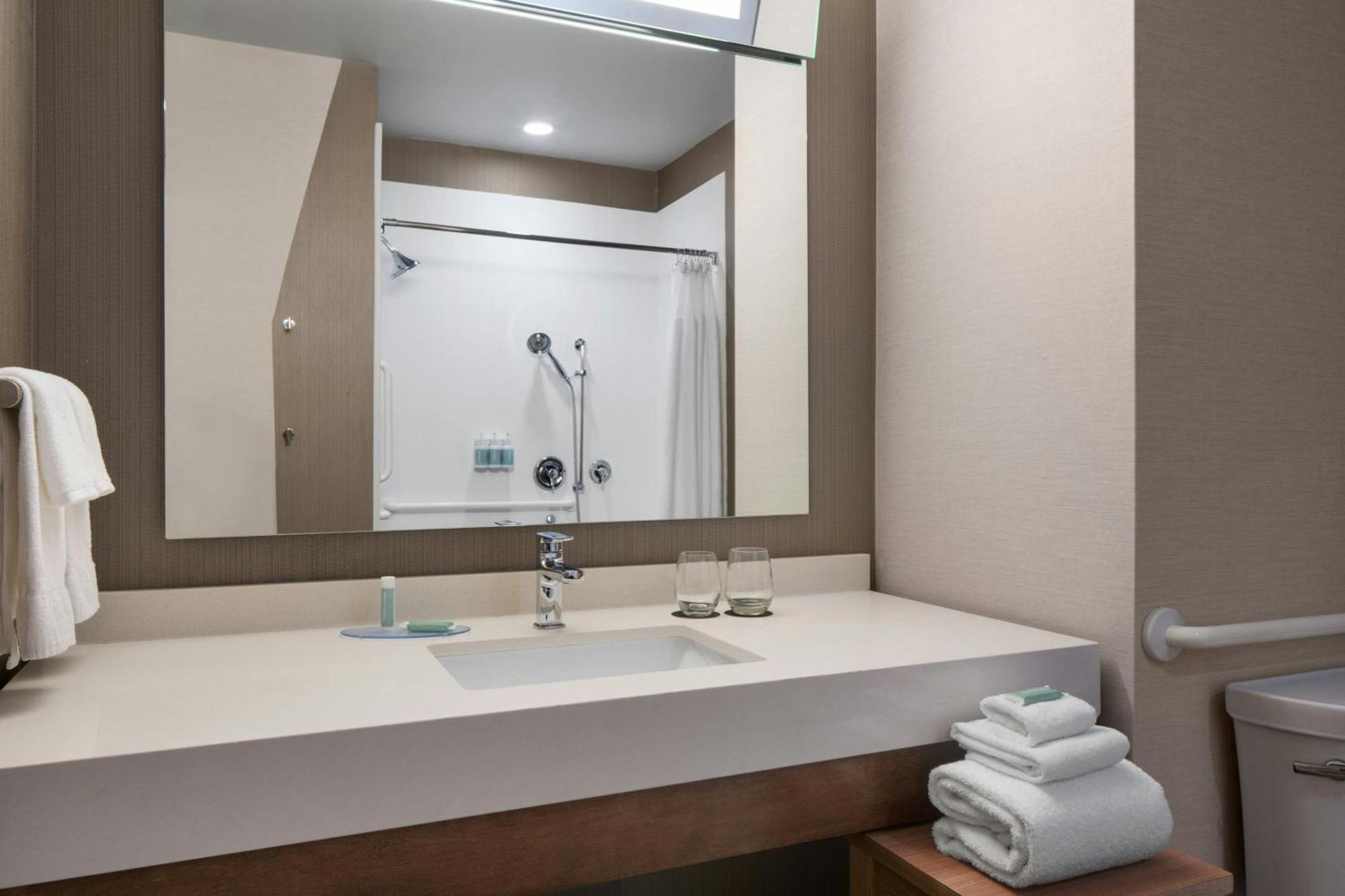 Courtyard By Marriott Fayetteville Fort Liberty - Spring Lake Dış mekan fotoğraf