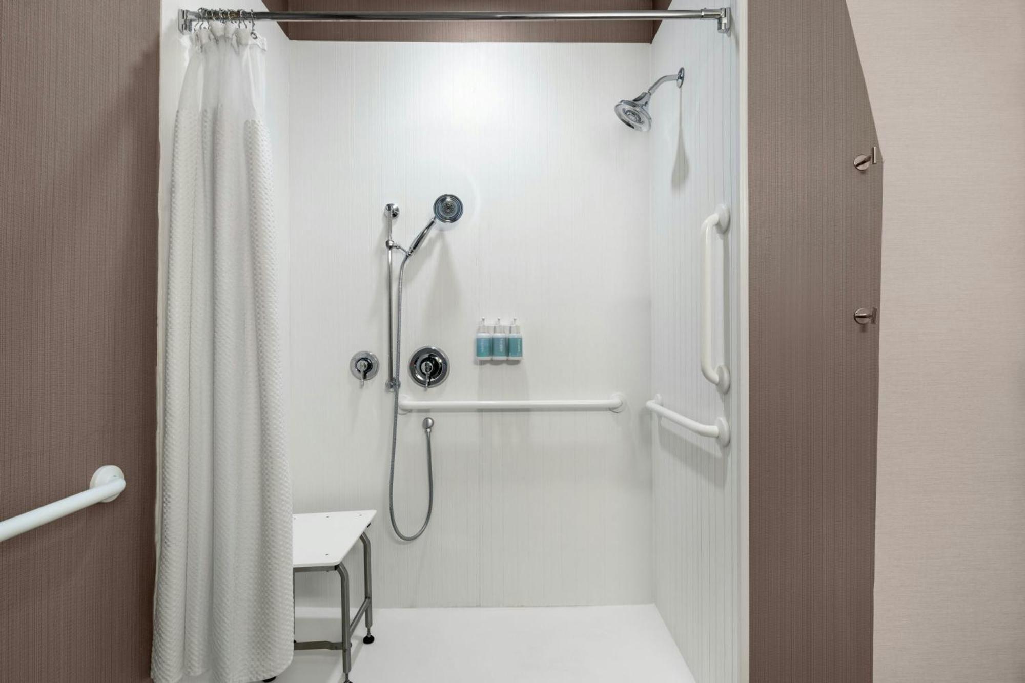 Courtyard By Marriott Fayetteville Fort Liberty - Spring Lake Dış mekan fotoğraf