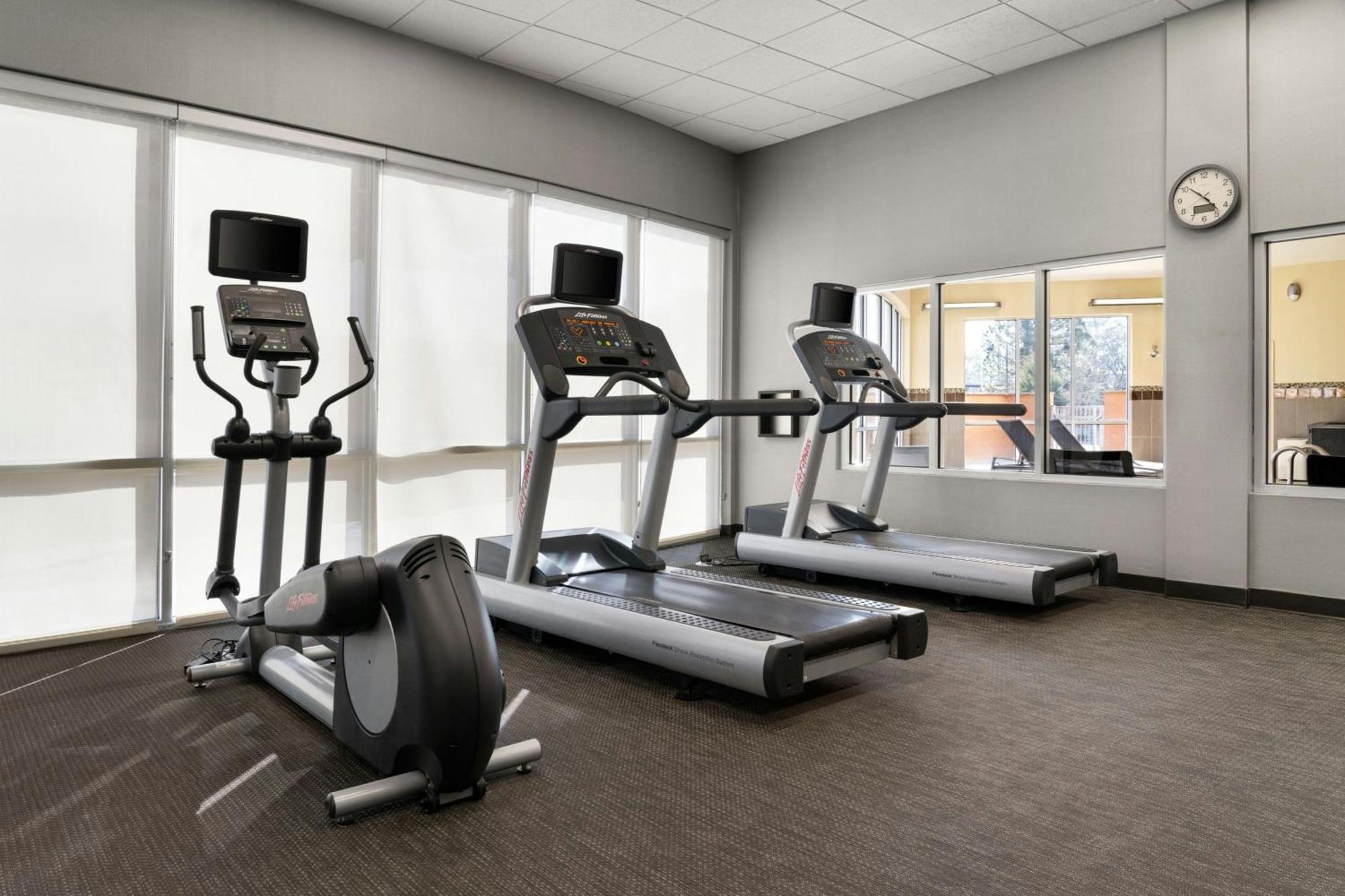 Courtyard By Marriott Fayetteville Fort Liberty - Spring Lake Dış mekan fotoğraf