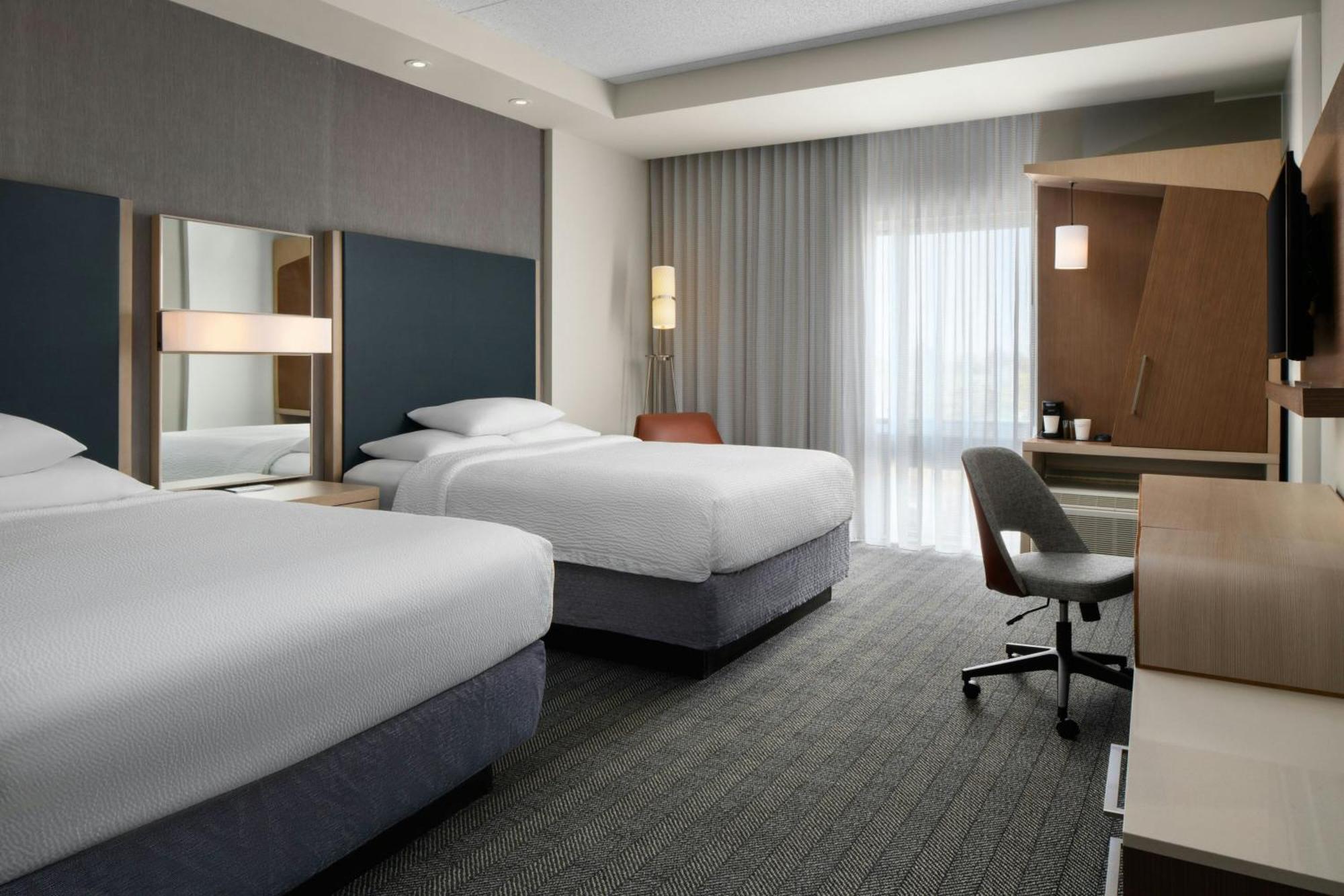 Courtyard By Marriott Fayetteville Fort Liberty - Spring Lake Dış mekan fotoğraf