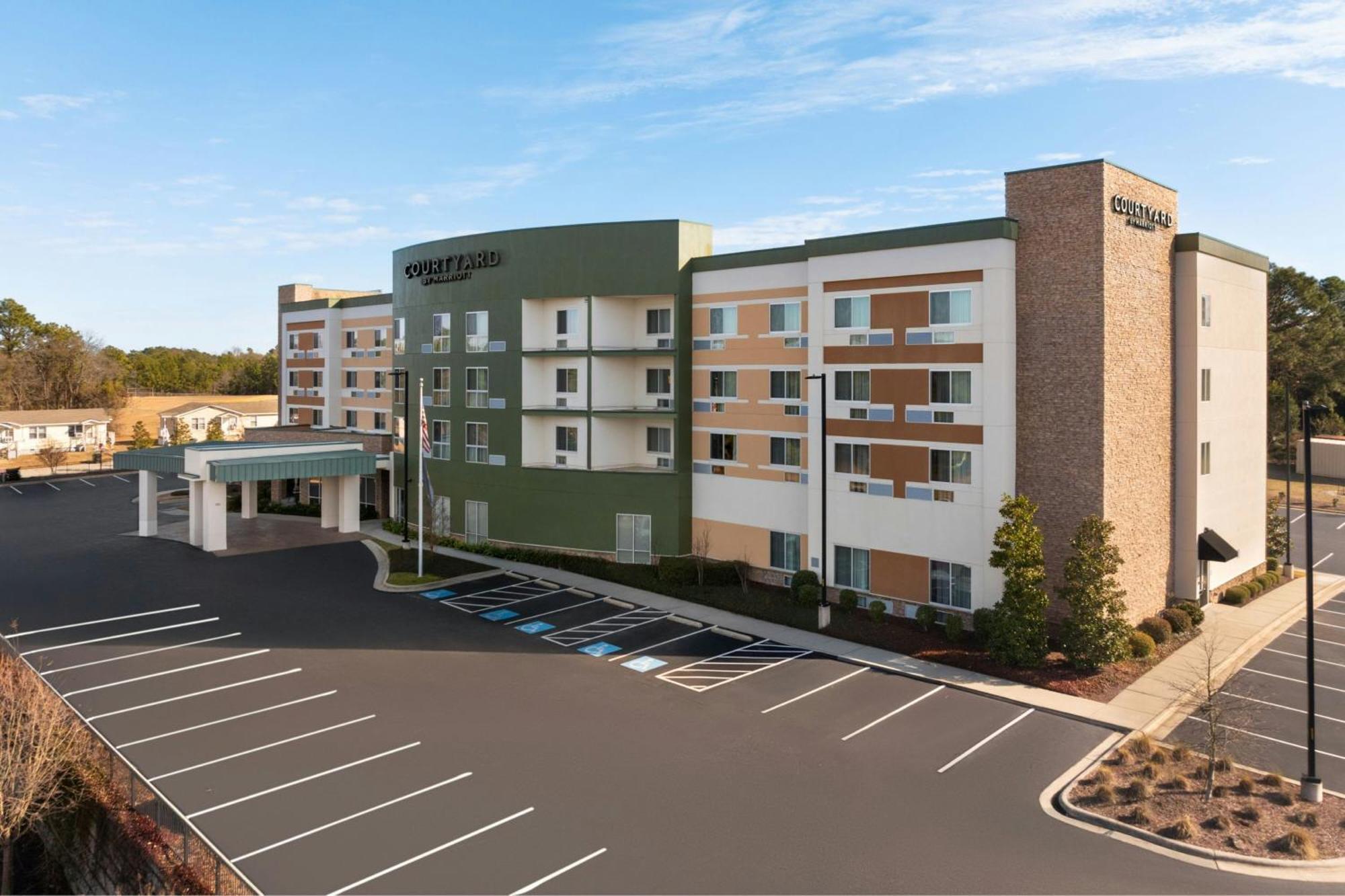 Courtyard By Marriott Fayetteville Fort Liberty - Spring Lake Dış mekan fotoğraf